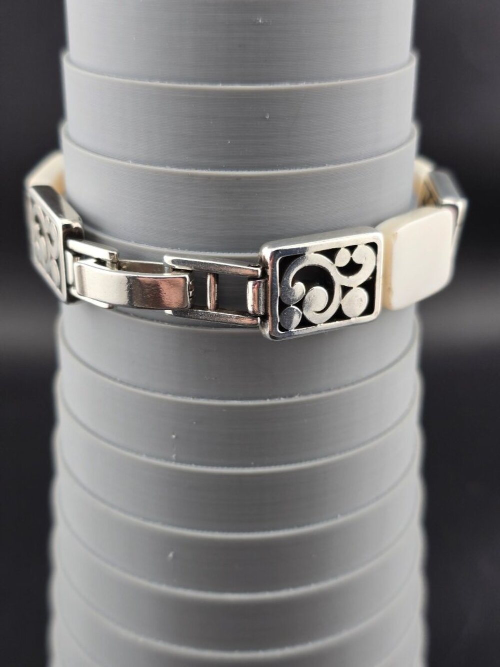Brighton Contempo Mother Of Pearl Bracelet Silver-Tone 6.5 Inches Retired - Picture 4 of 10